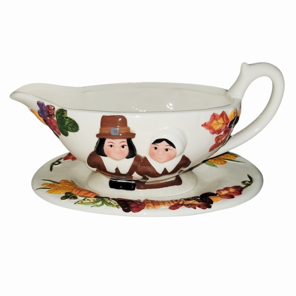 Publix‎ The Pilgrim Pair Thanksgiving Gravy Boat Underplate Ceramic w/ Box